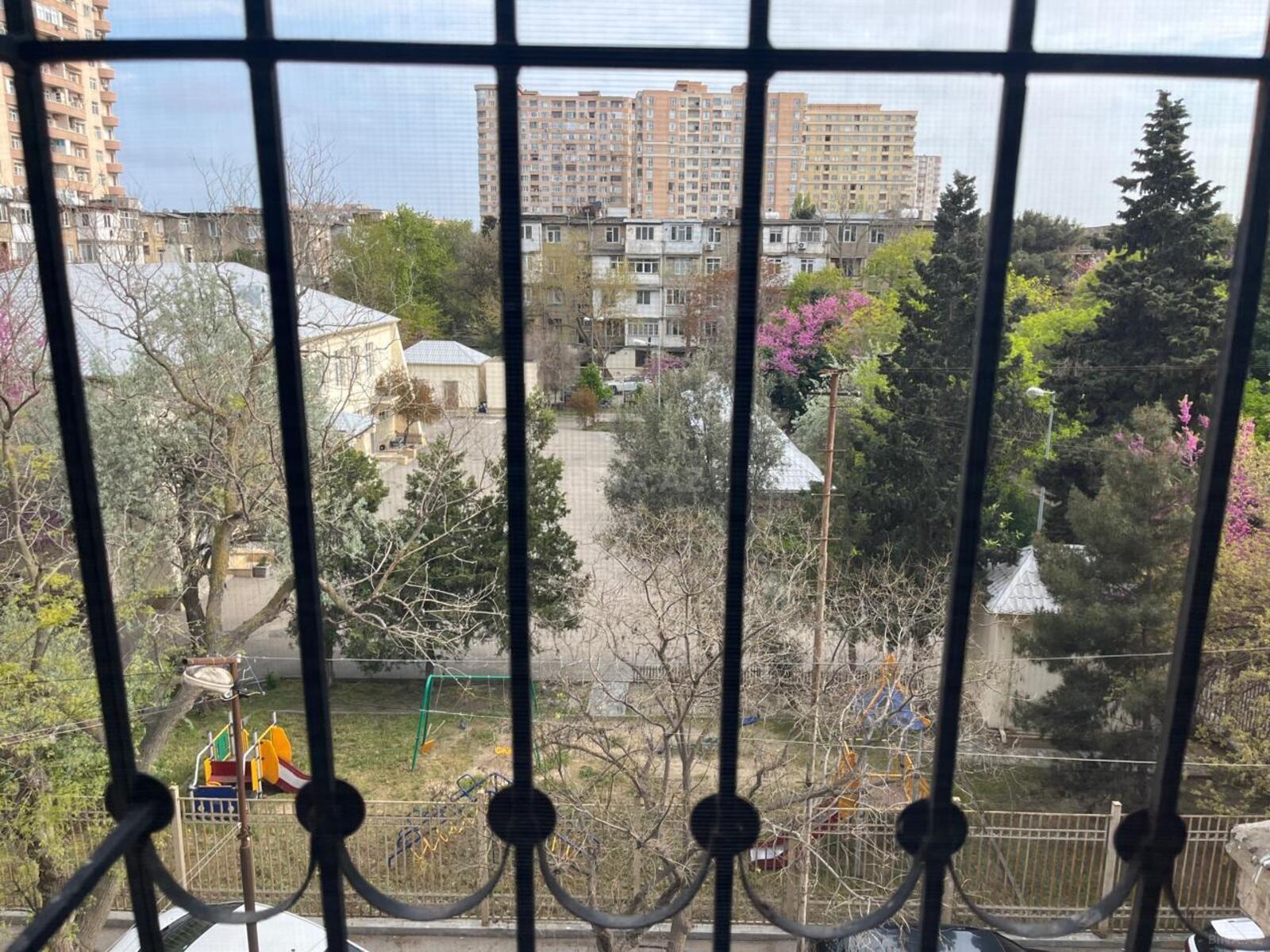 3 otaqlı köhnə tikili - Elmlər Akademiyası m. - 70 m² (15)
