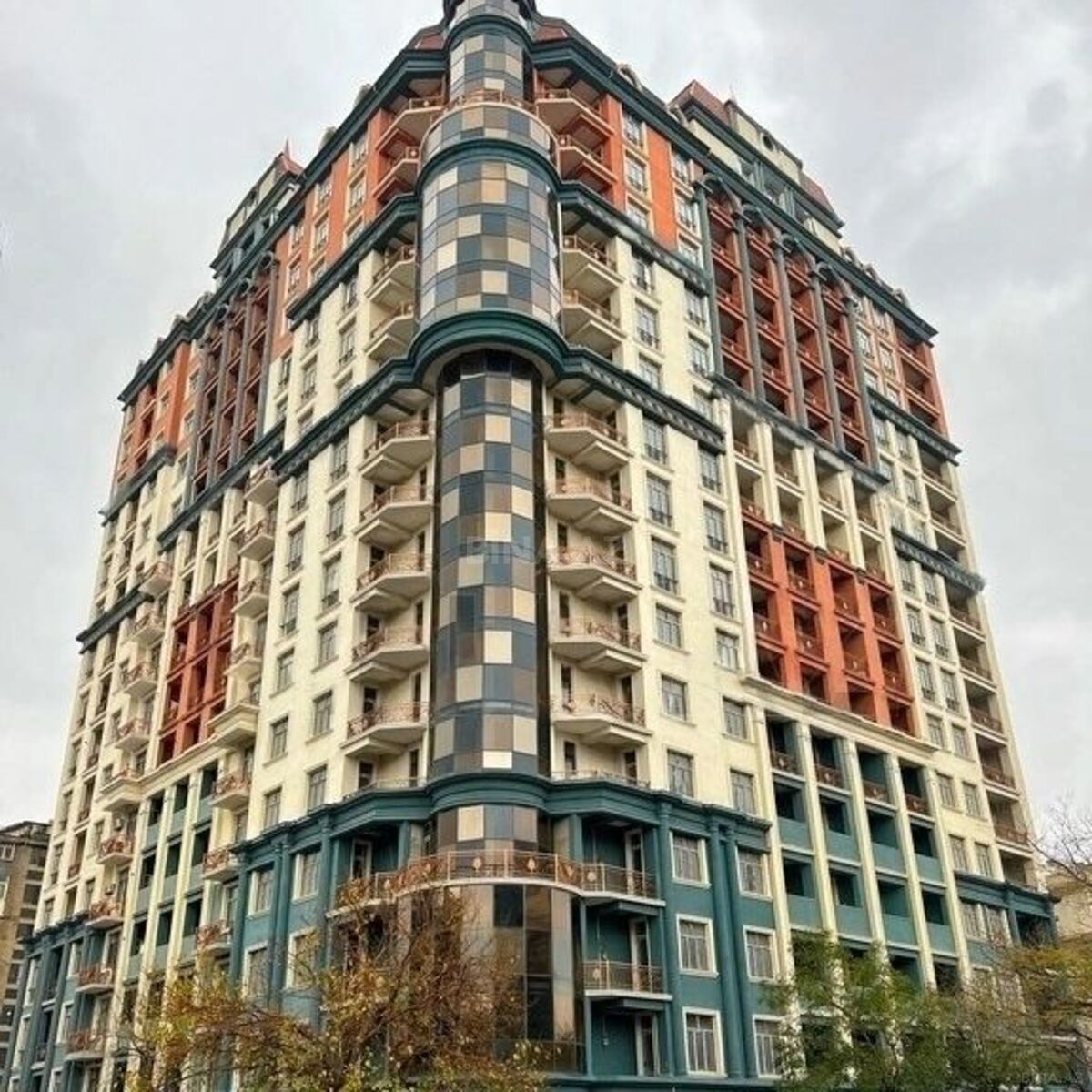 4 otaqlı yeni tikili - Nəsimi r. - 290 m² (1)