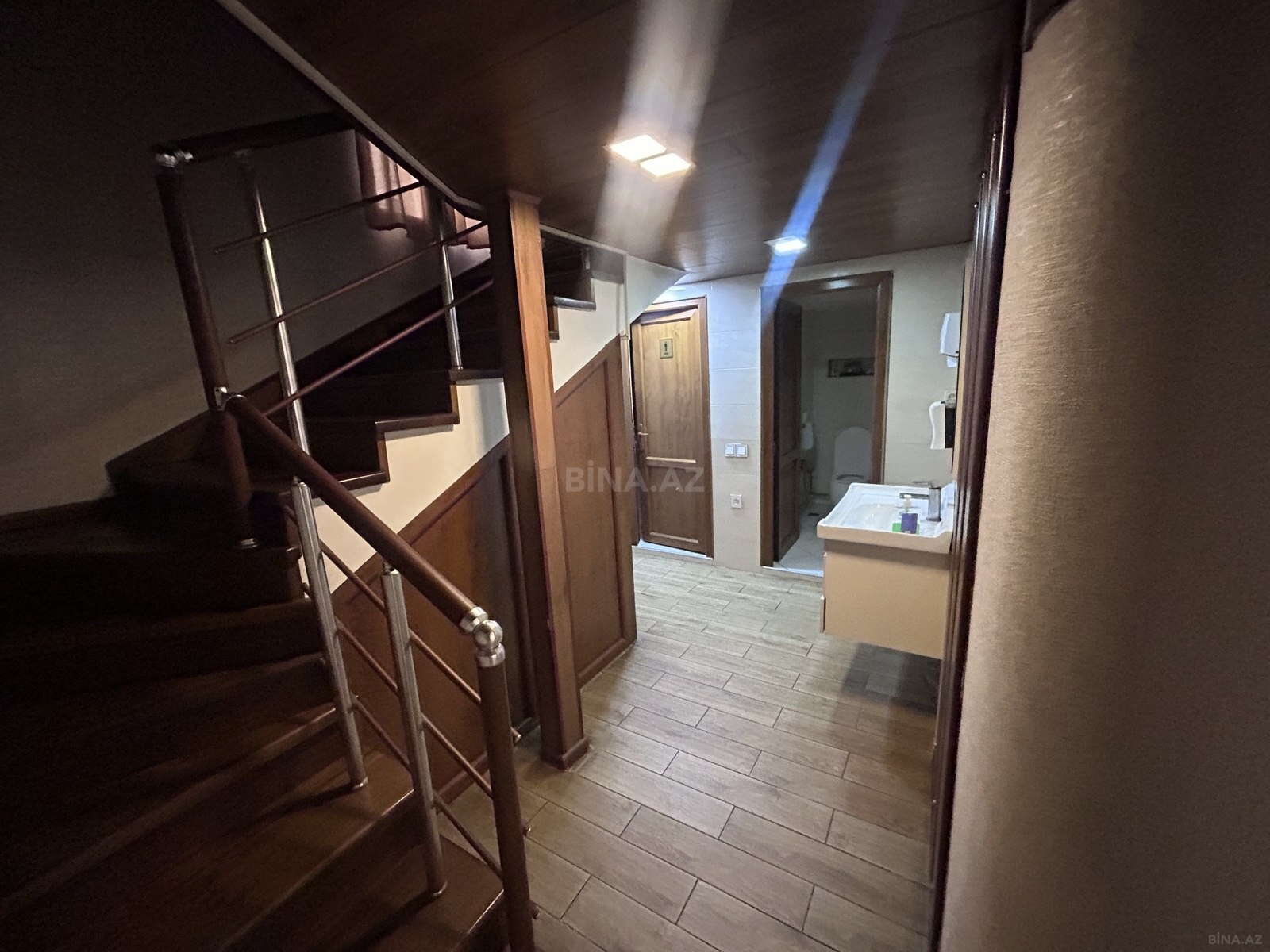 Obyekt - İnşaatçılar m. - 230 m² (7)