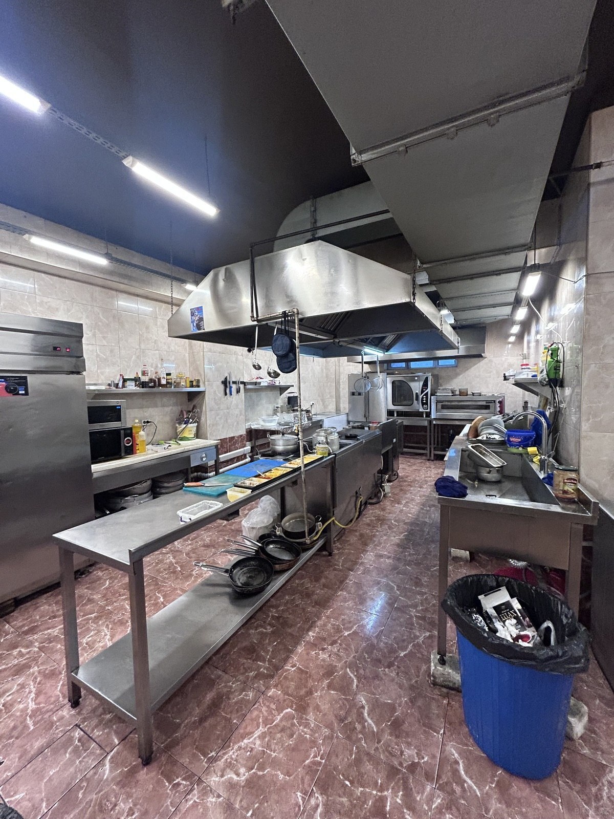 Obyekt - İnşaatçılar m. - 230 m² (20)