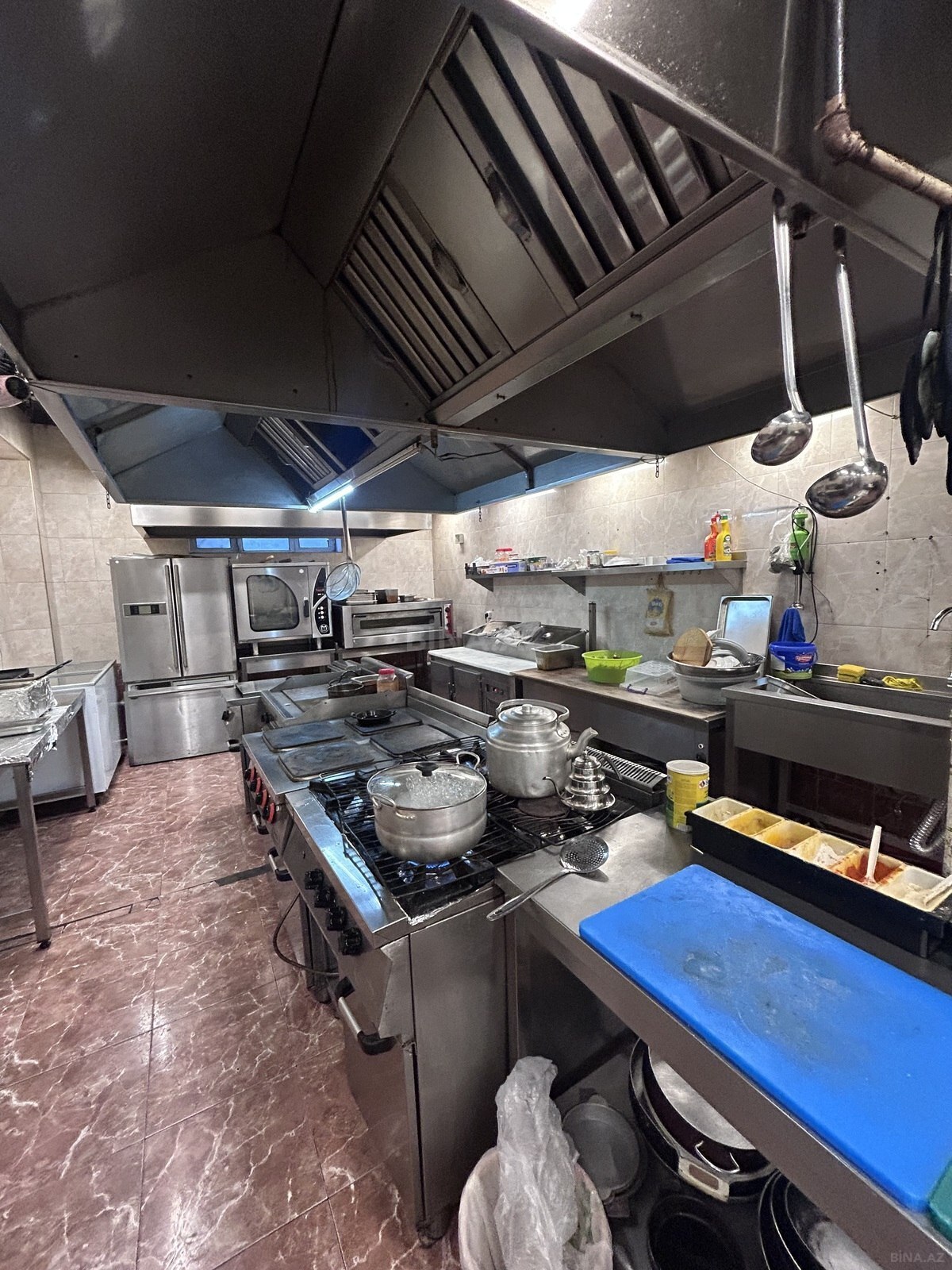 Obyekt - İnşaatçılar m. - 230 m² (21)