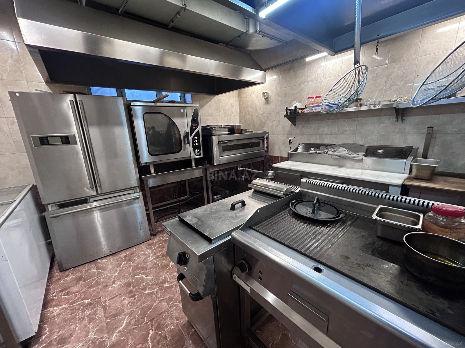 Obyekt - İnşaatçılar m. - 230 m² (14)
