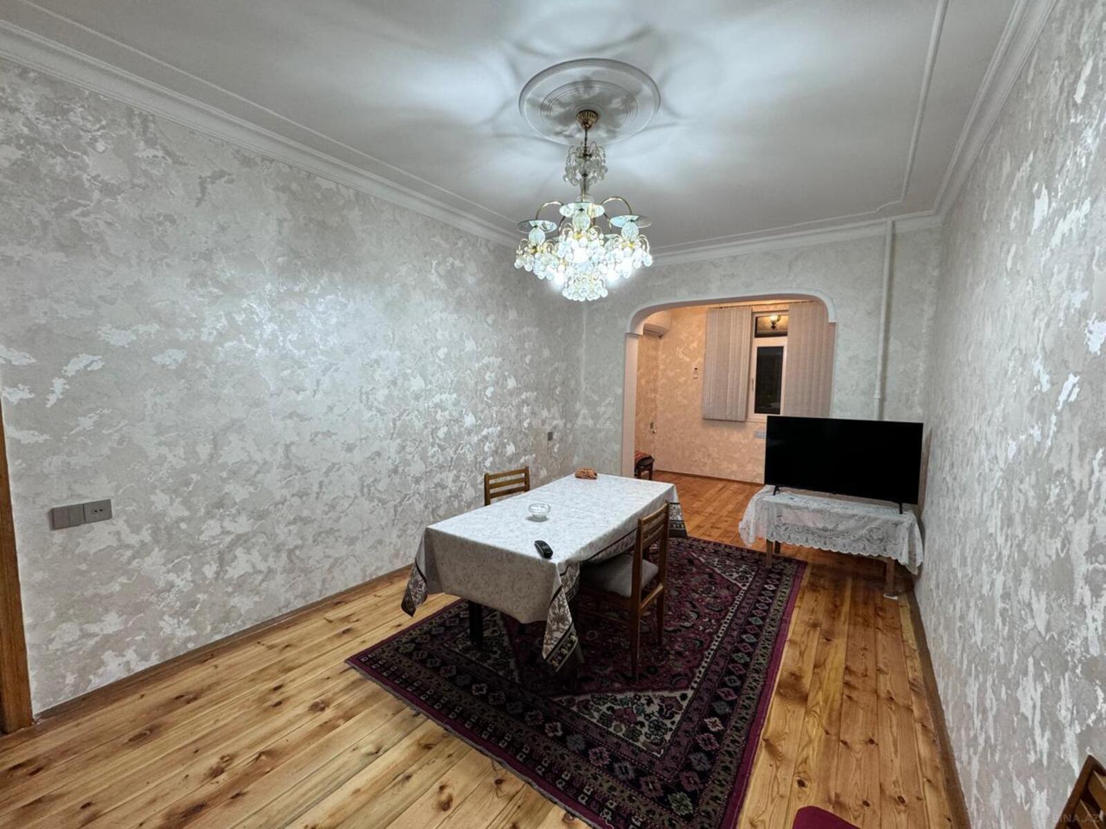 3 otaqlı köhnə tikili - 7-ci mikrorayon q. - 85 m² (8)