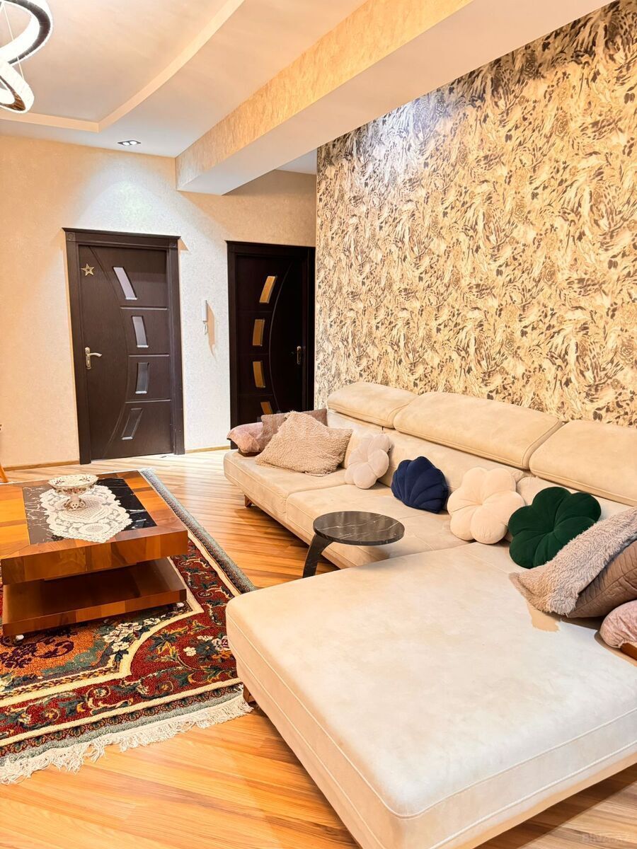 4 otaqlı yeni tikili - Bakıxanov q. - 140 m² (12)