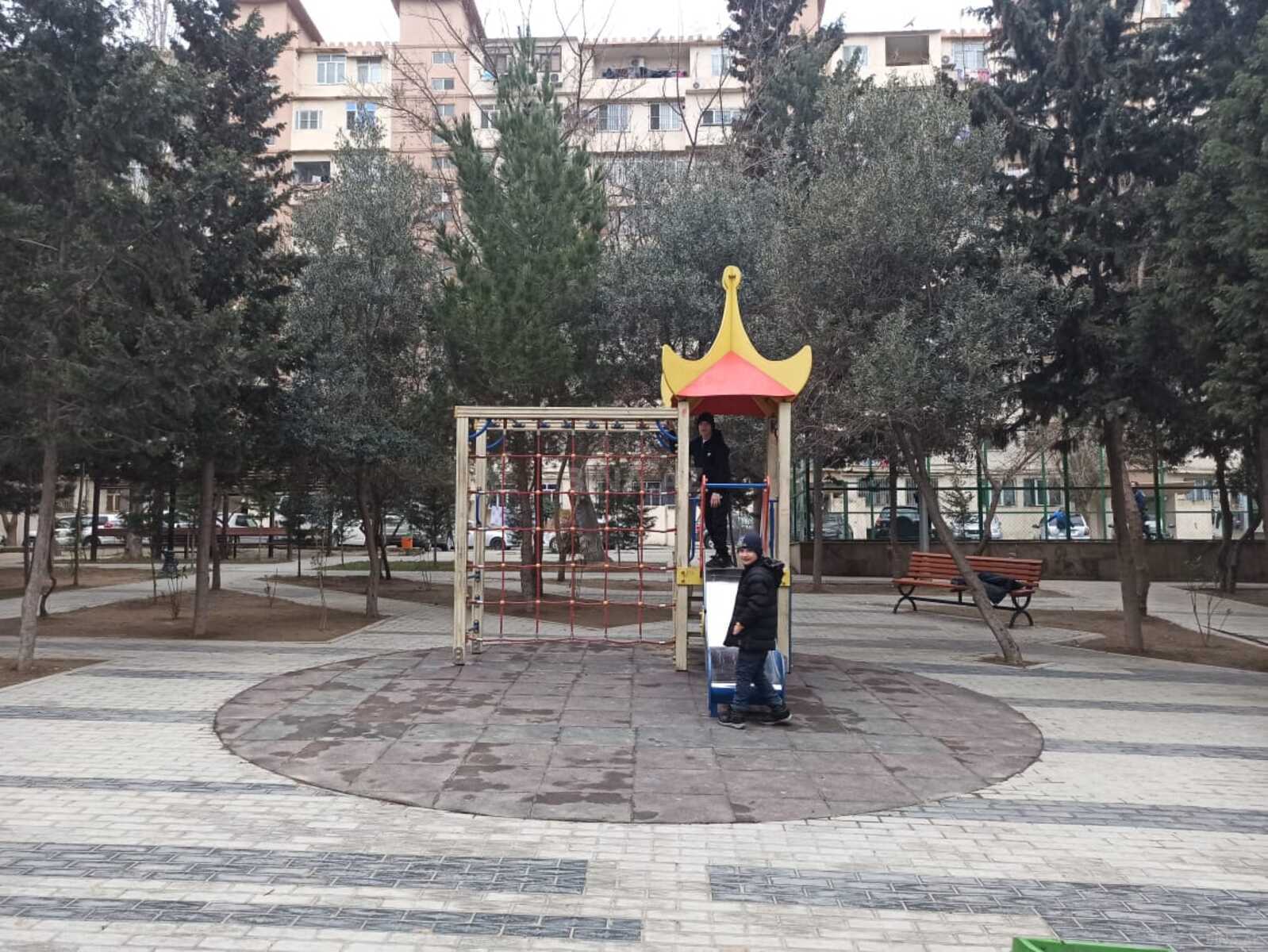 3 otaqlı köhnə tikili - 7-ci mikrorayon q. - 85 m² (24)