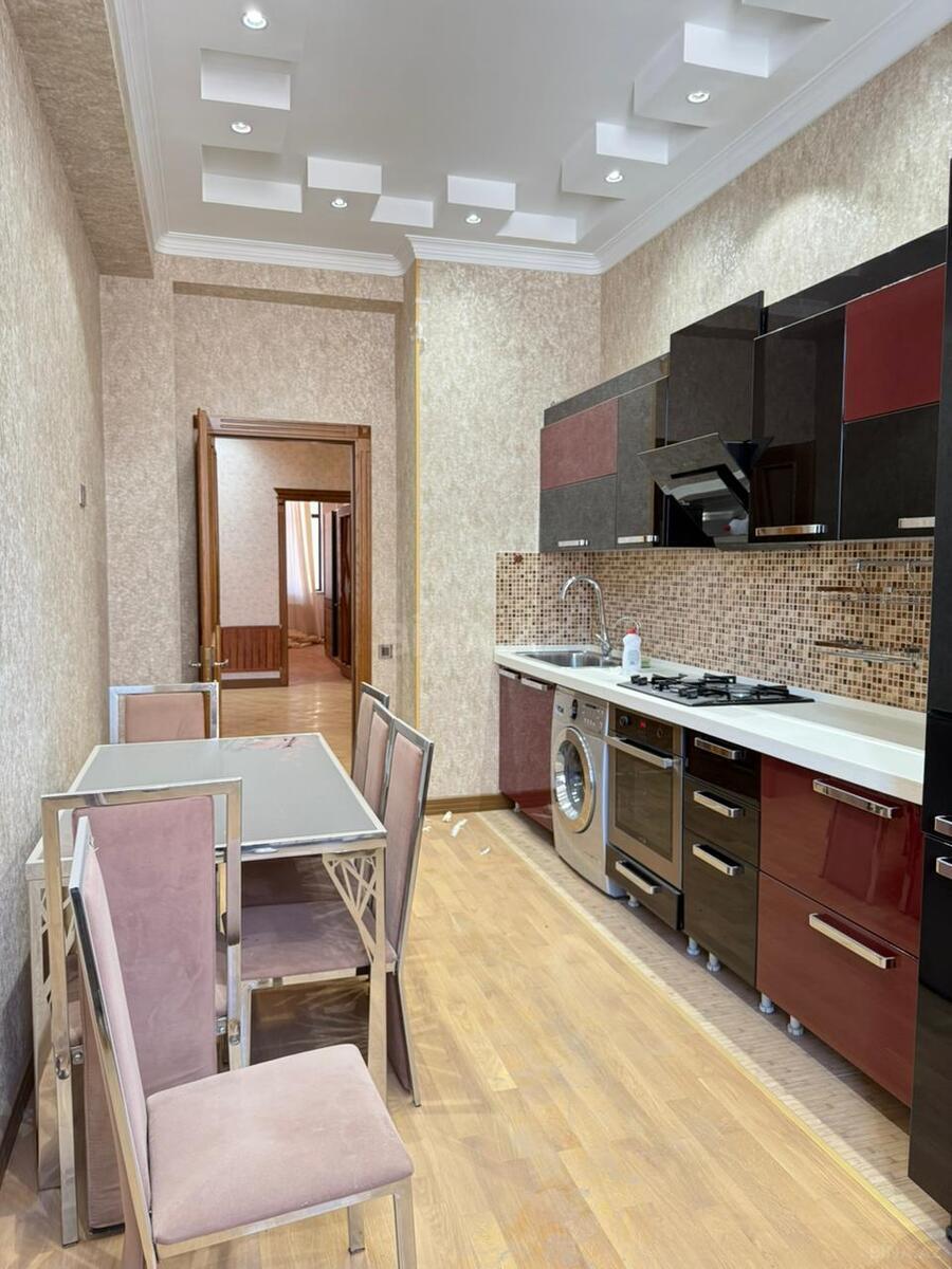 4-комн. квартира в аренду, Yasamal, Баку