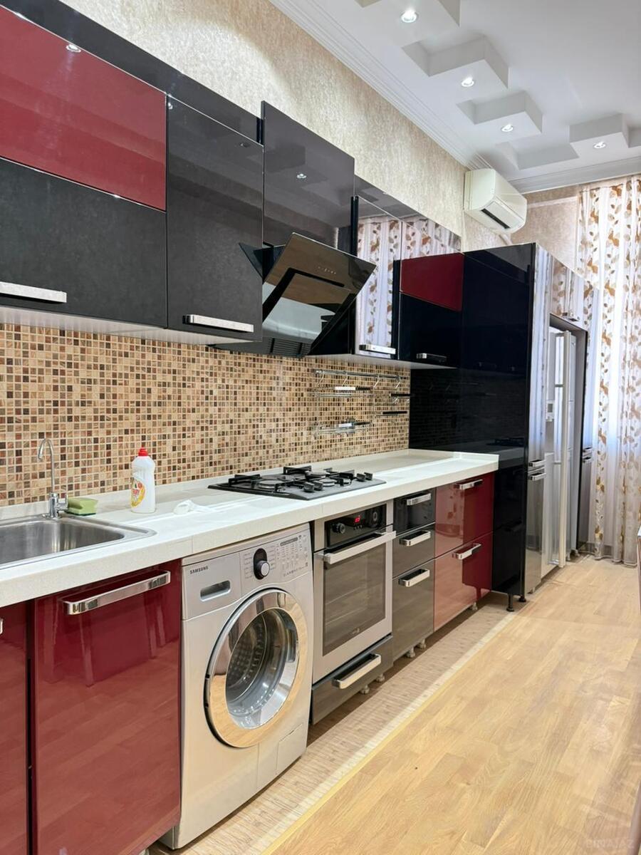4-комн. квартира в аренду, Yasamal, Баку