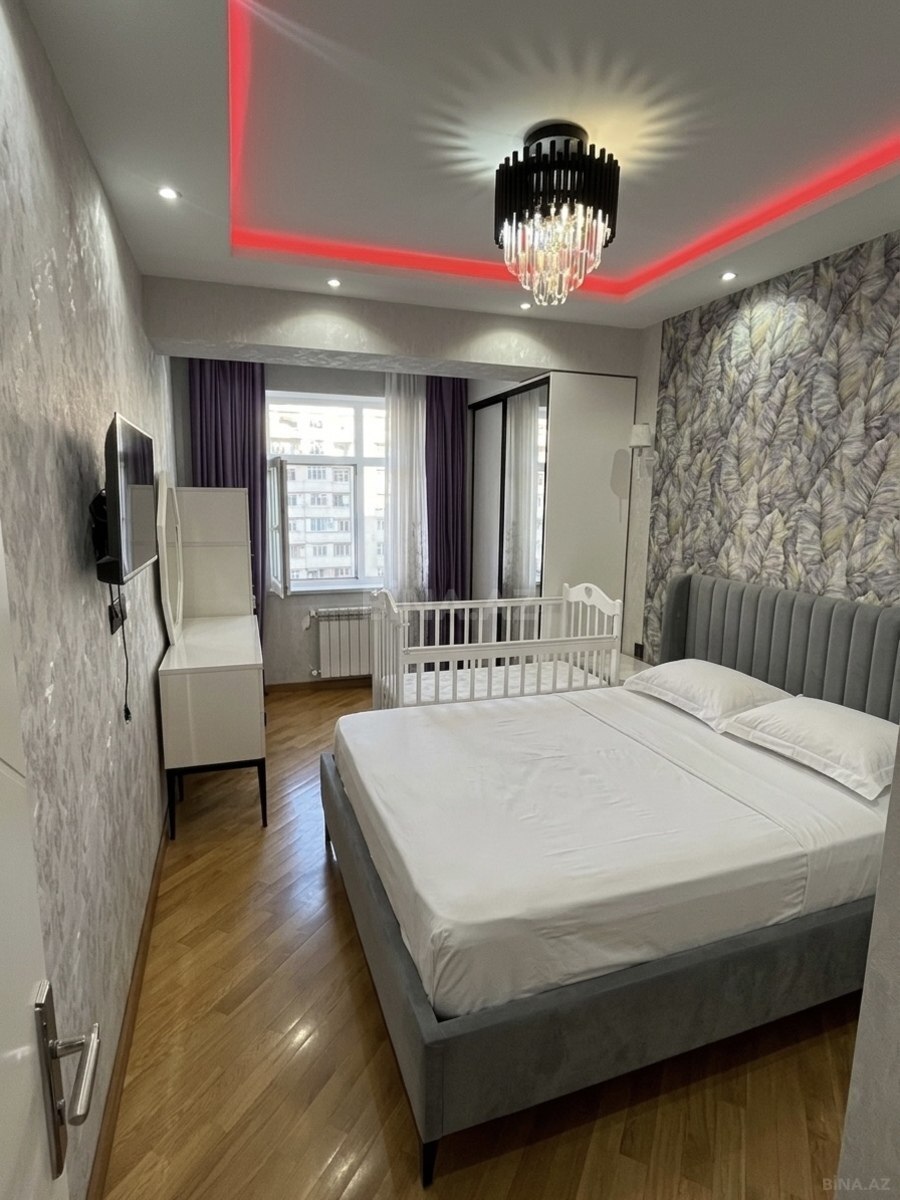 Продаётся 2-комн. новостройка 70 м², м. Ази Асланов, photo 3 from 14