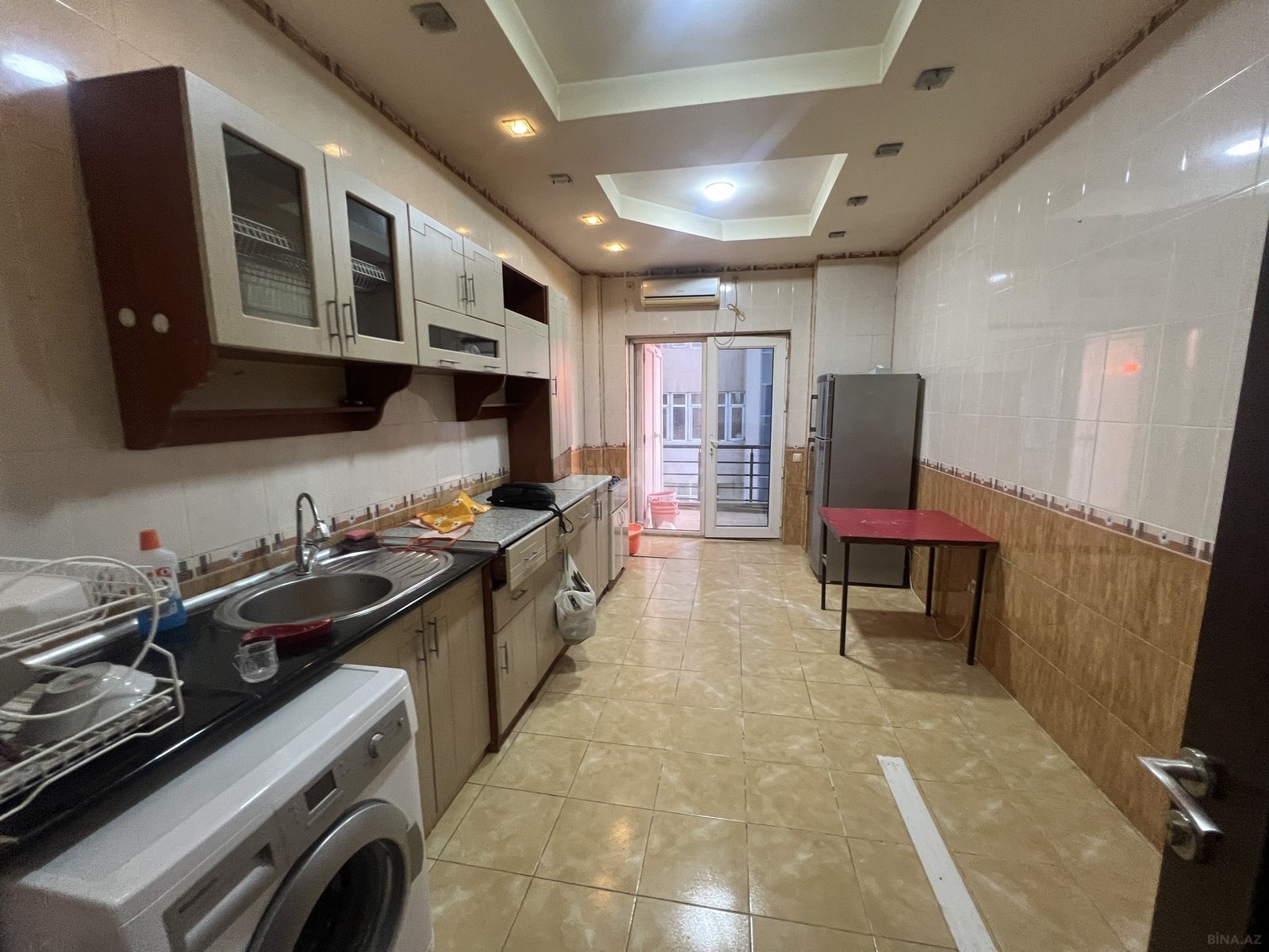 3 otaqlı Yeni tikili, Şah İsmayıl Xətai m., Bakı