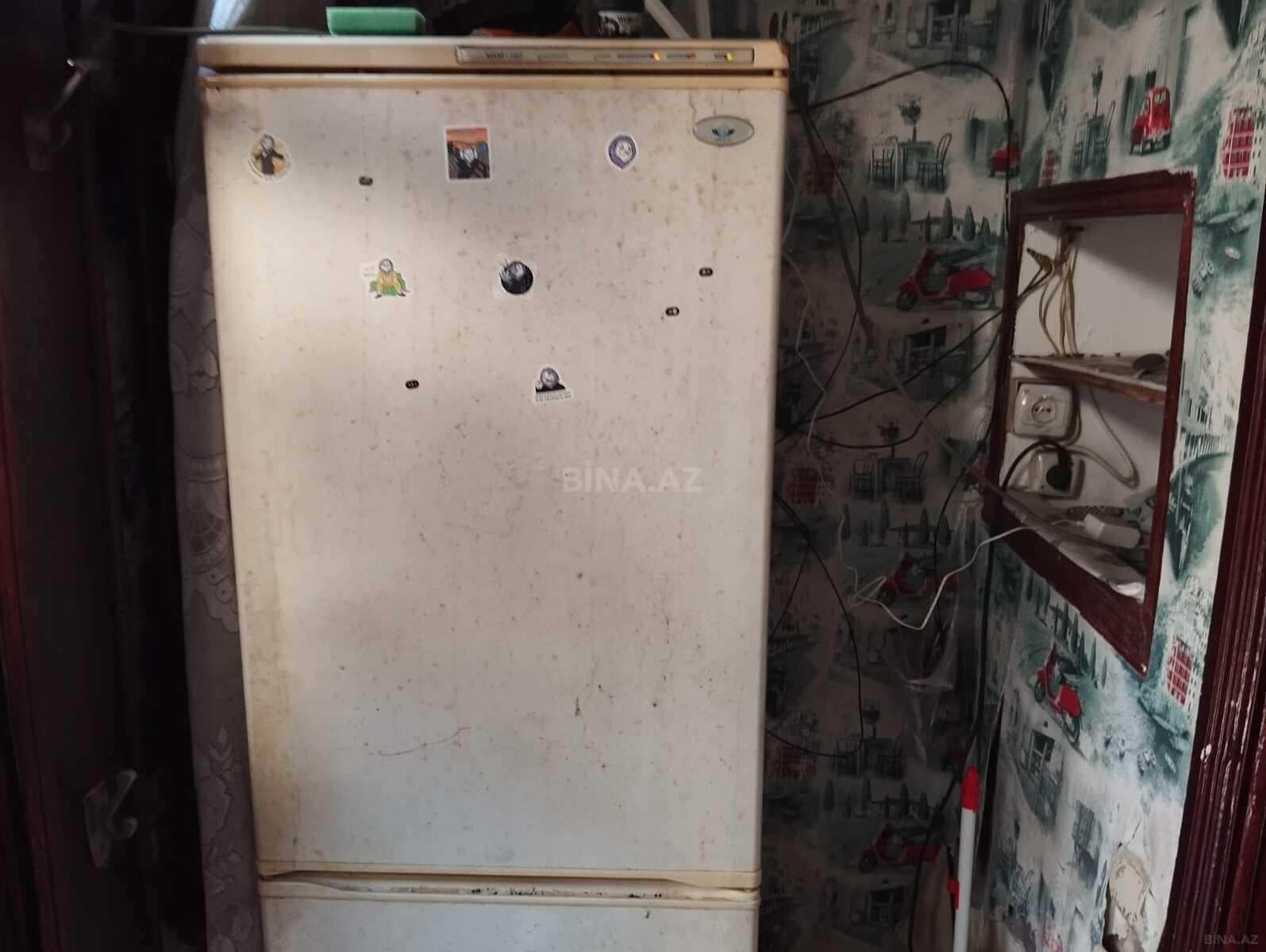 1 otaqlı Köhnə tikili, Nizami m., Bakı