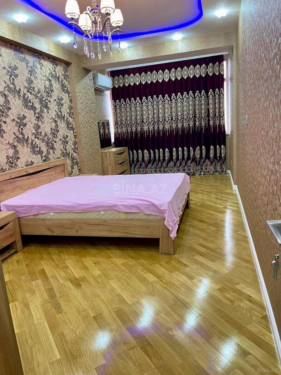 3 otaqlı Yeni tikili, İnşaatçılar m., Bakı