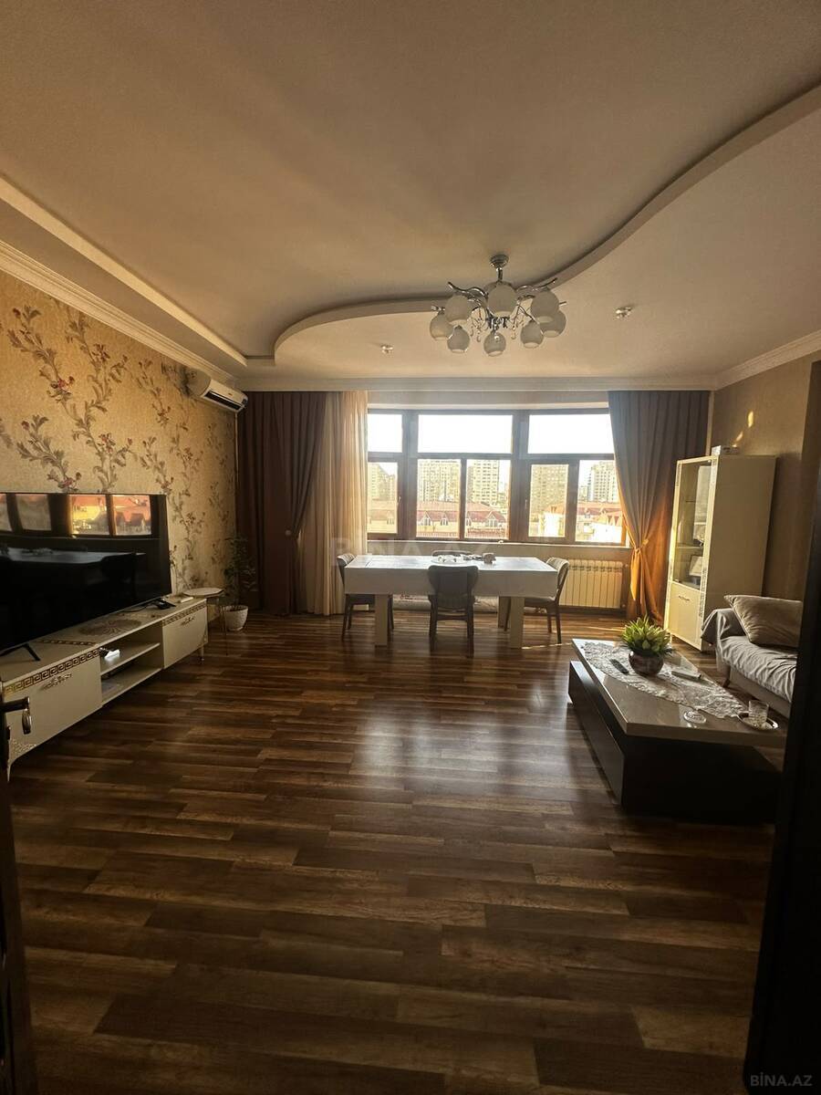 3 otaqlı Yeni tikili, Şah İsmayıl Xətai m., Bakı
