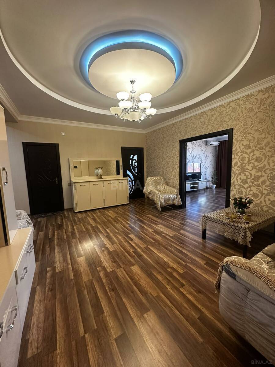 3 otaqlı Yeni tikili, Şah İsmayıl Xətai m., Bakı
