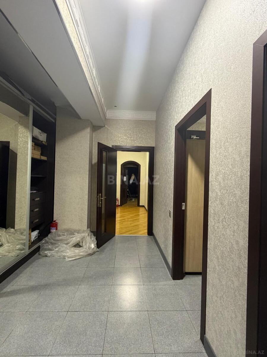 7 otaqlı Ofis, 8 Noyabr m., Bakı