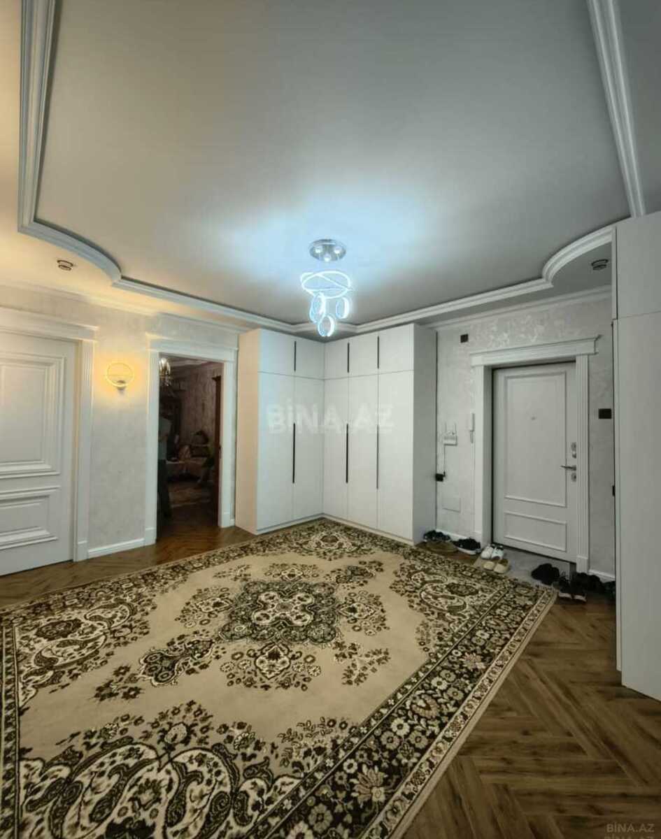 3 otaqlı Yeni tikili, Badamdar q., Bakı