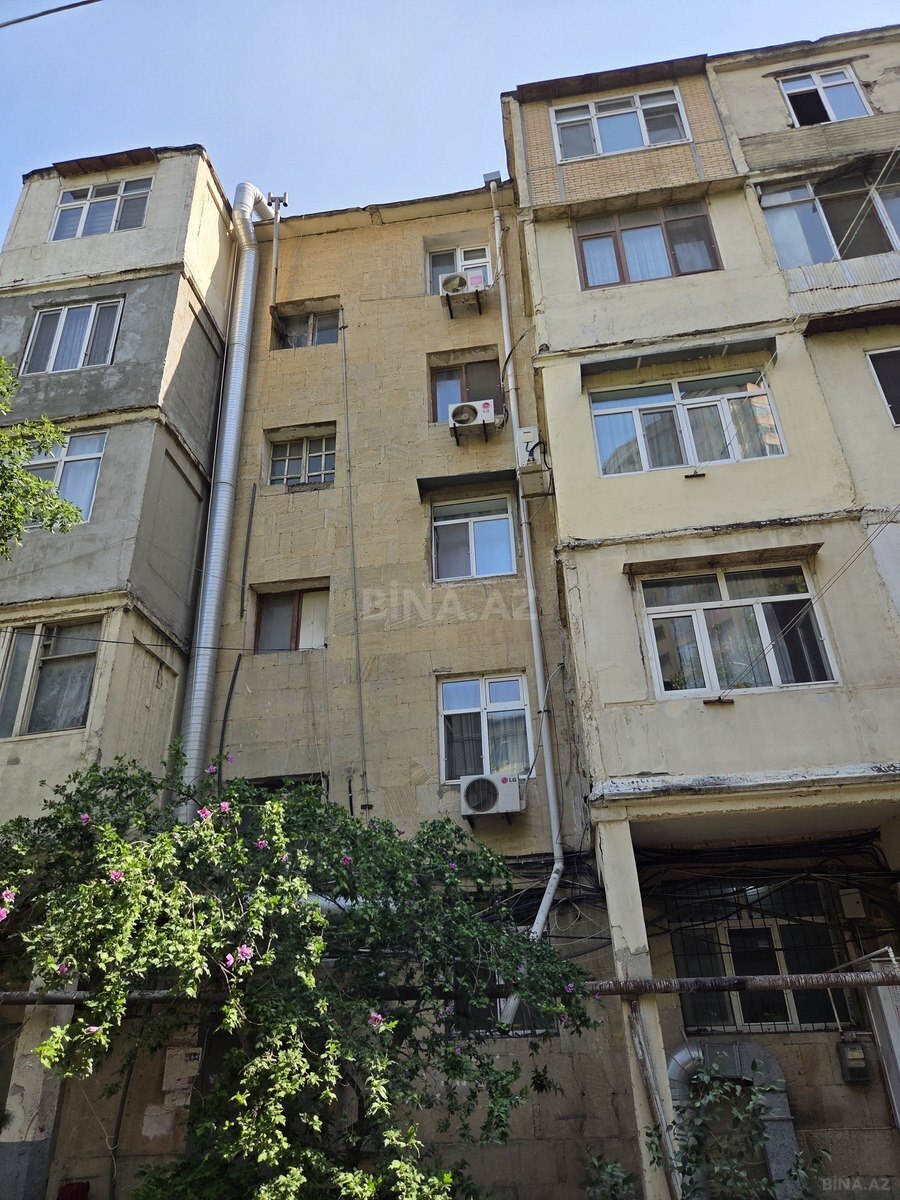 4 otaqlı Köhnə tikili, Azadlıq Prospekti m., Bakı