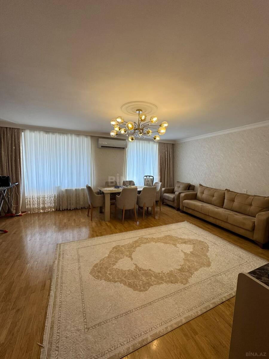 3 otaqlı Köhnə tikili, 28 May m., Bakı