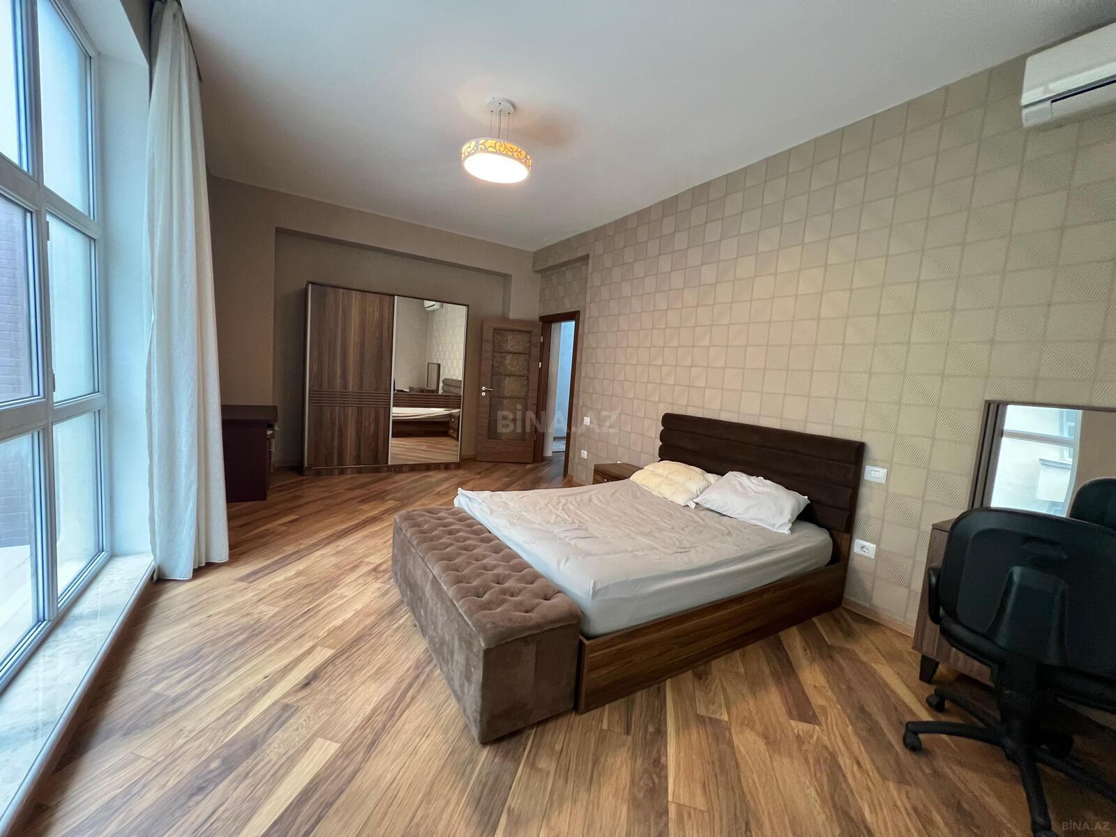 4 otaqlı Yeni tikili, Gənclik m., Bakı