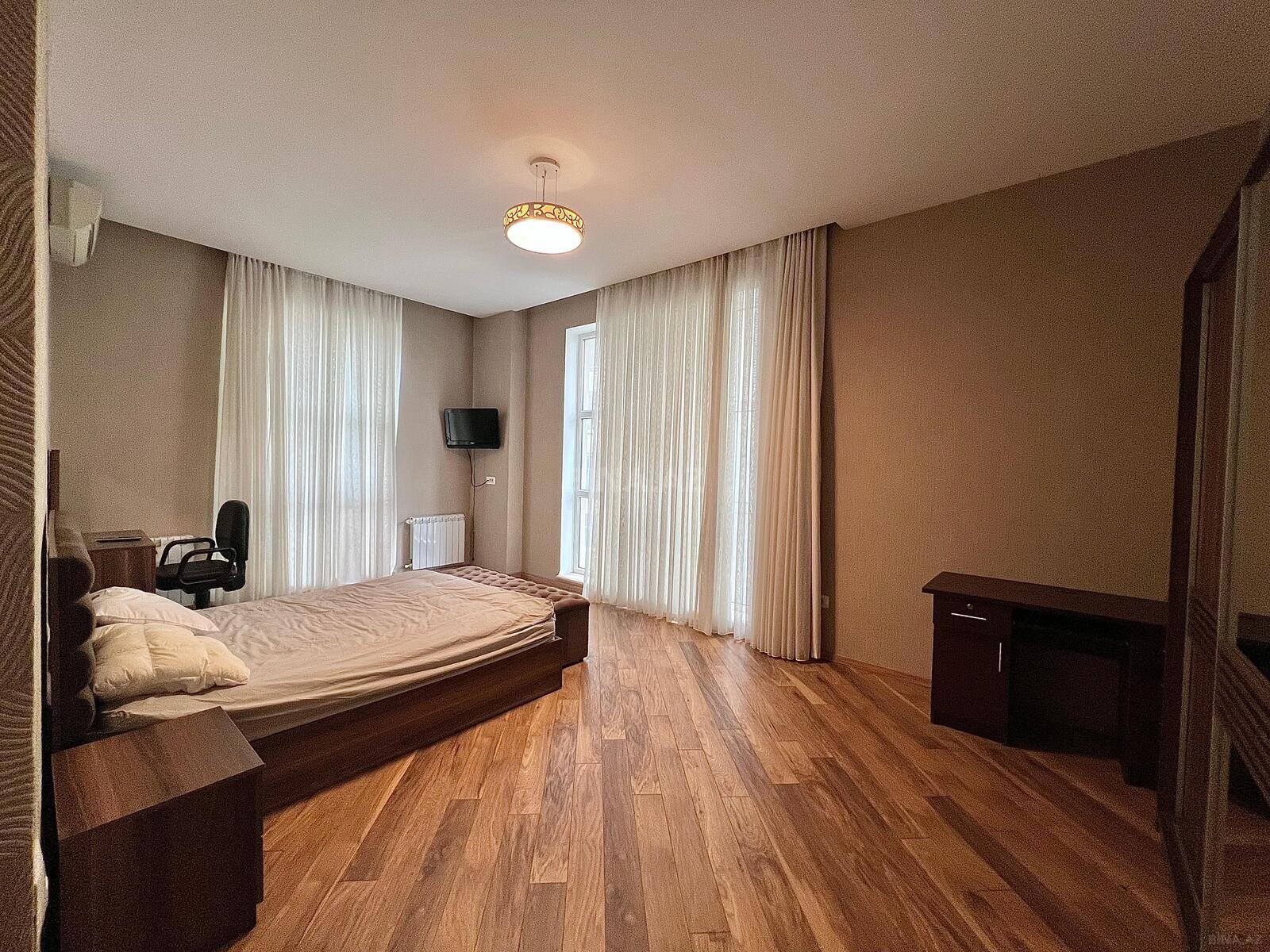 4 otaqlı Yeni tikili, Gənclik m., Bakı