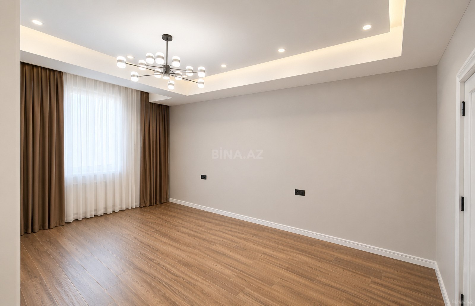 3 otaqlı Yeni tikili, 7-ci mikrorayon q., Bakı