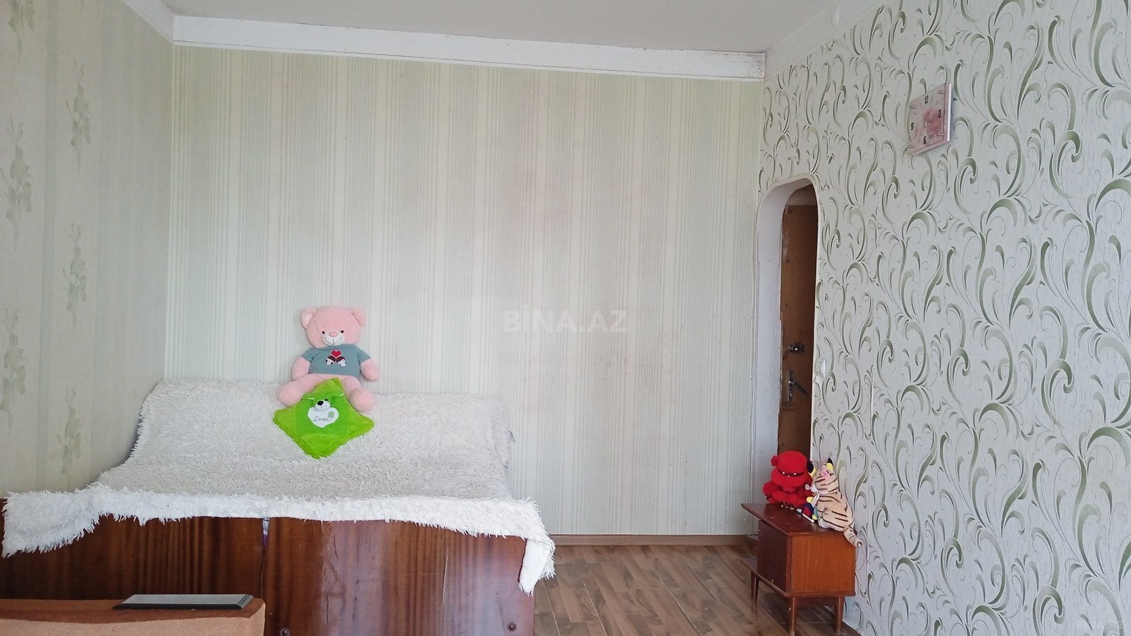 1 otaqlı Köhnə tikili, Memar Əcəmi m., Bakı