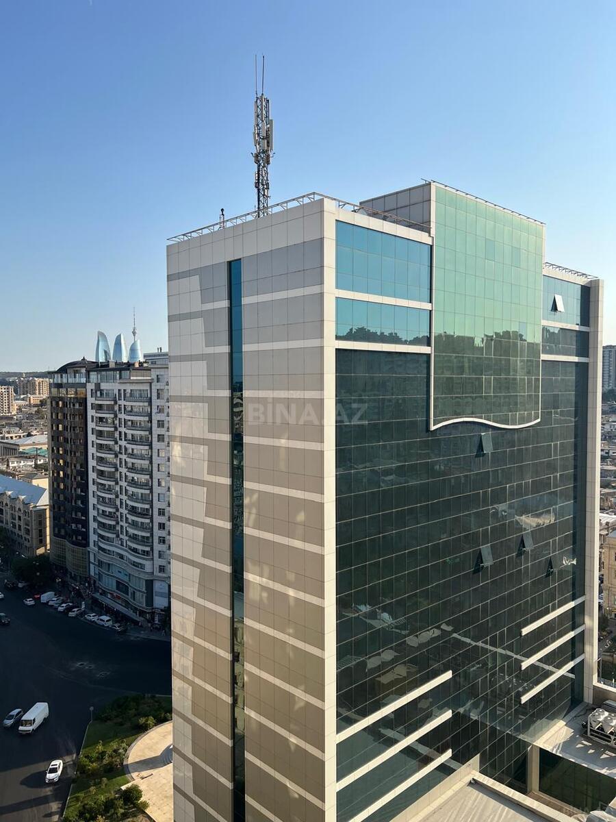 3 otaqlı Yeni tikili, Nizami m., Bakı