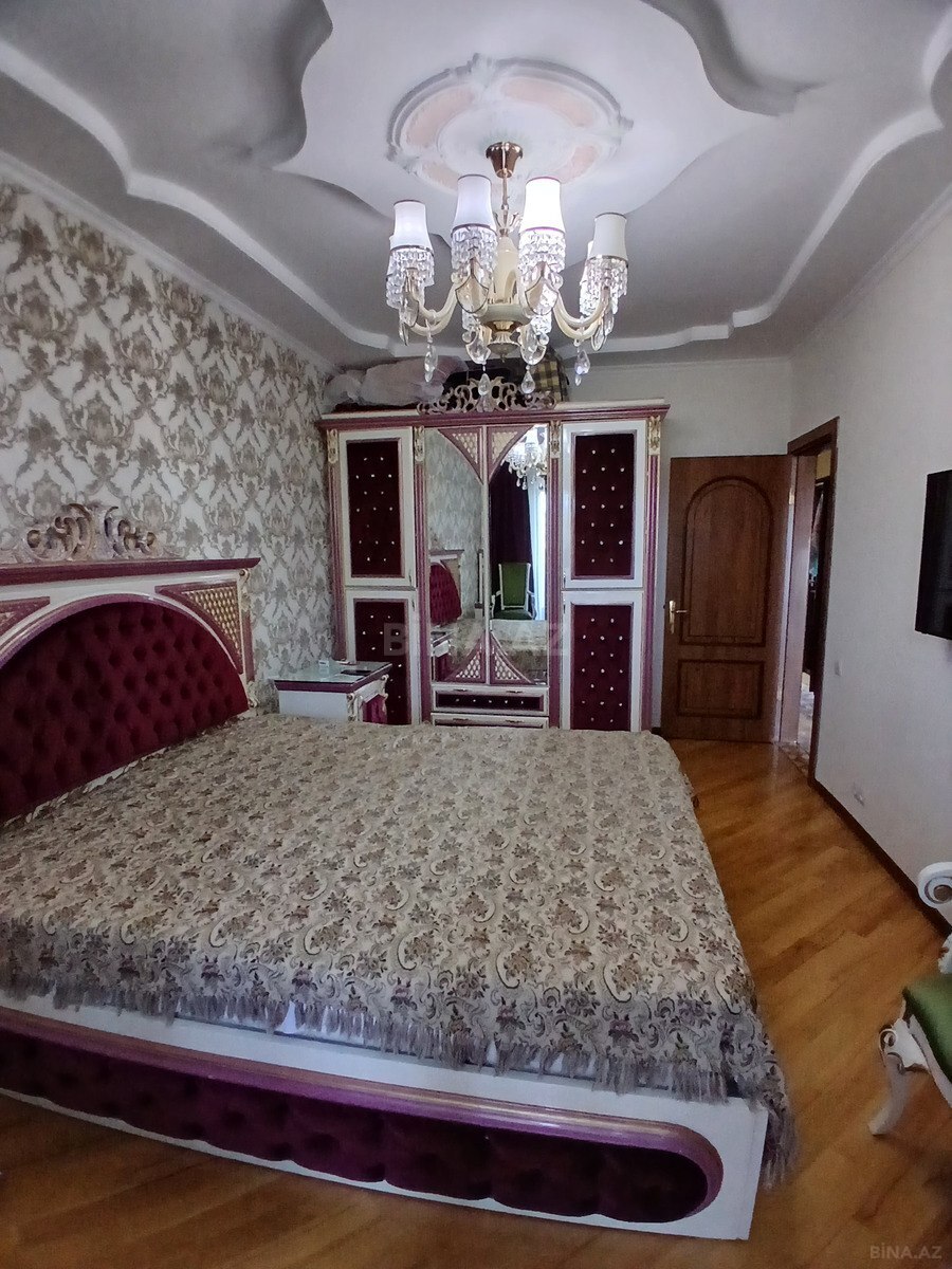 3 otaqlı Köhnə tikili, Qaraçuxur q., Bakı
