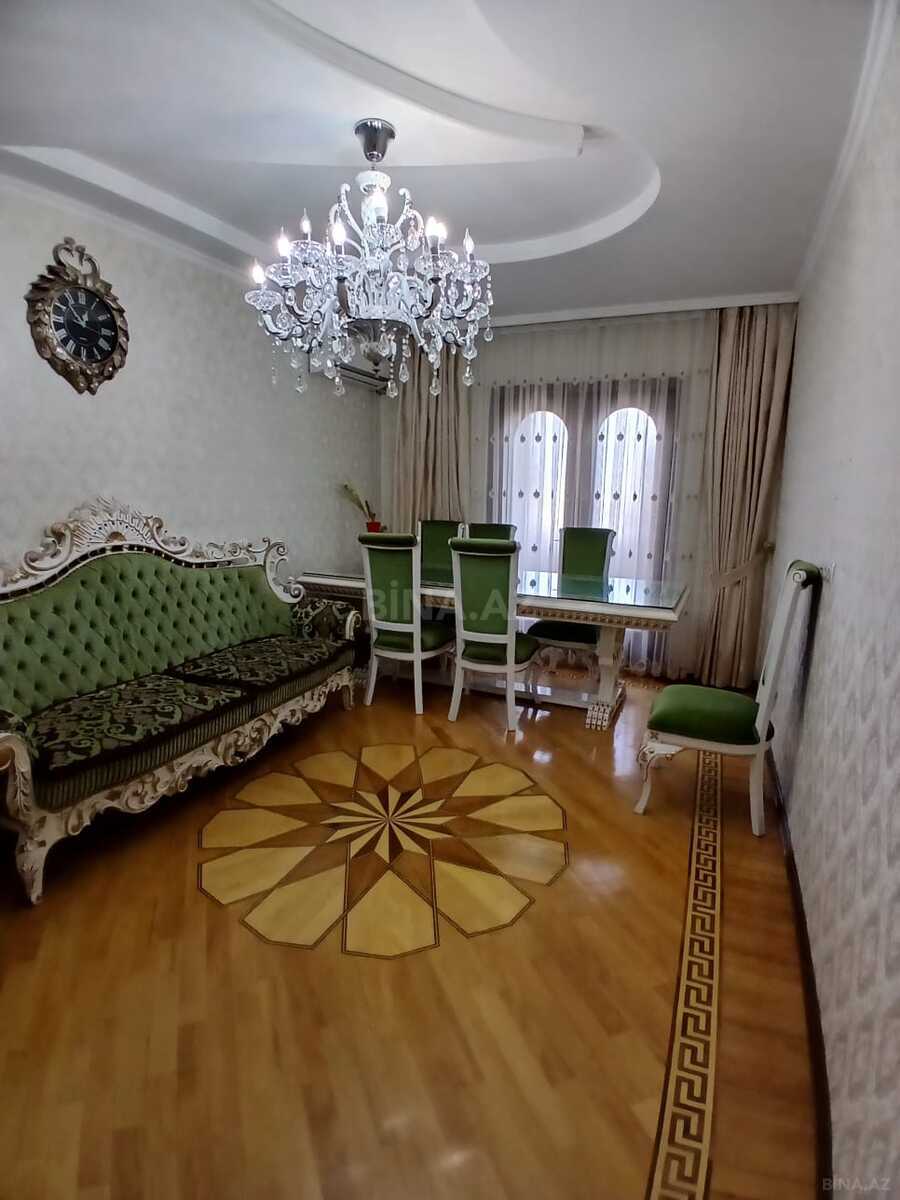 3 otaqlı Köhnə tikili, Qaraçuxur q., Bakı