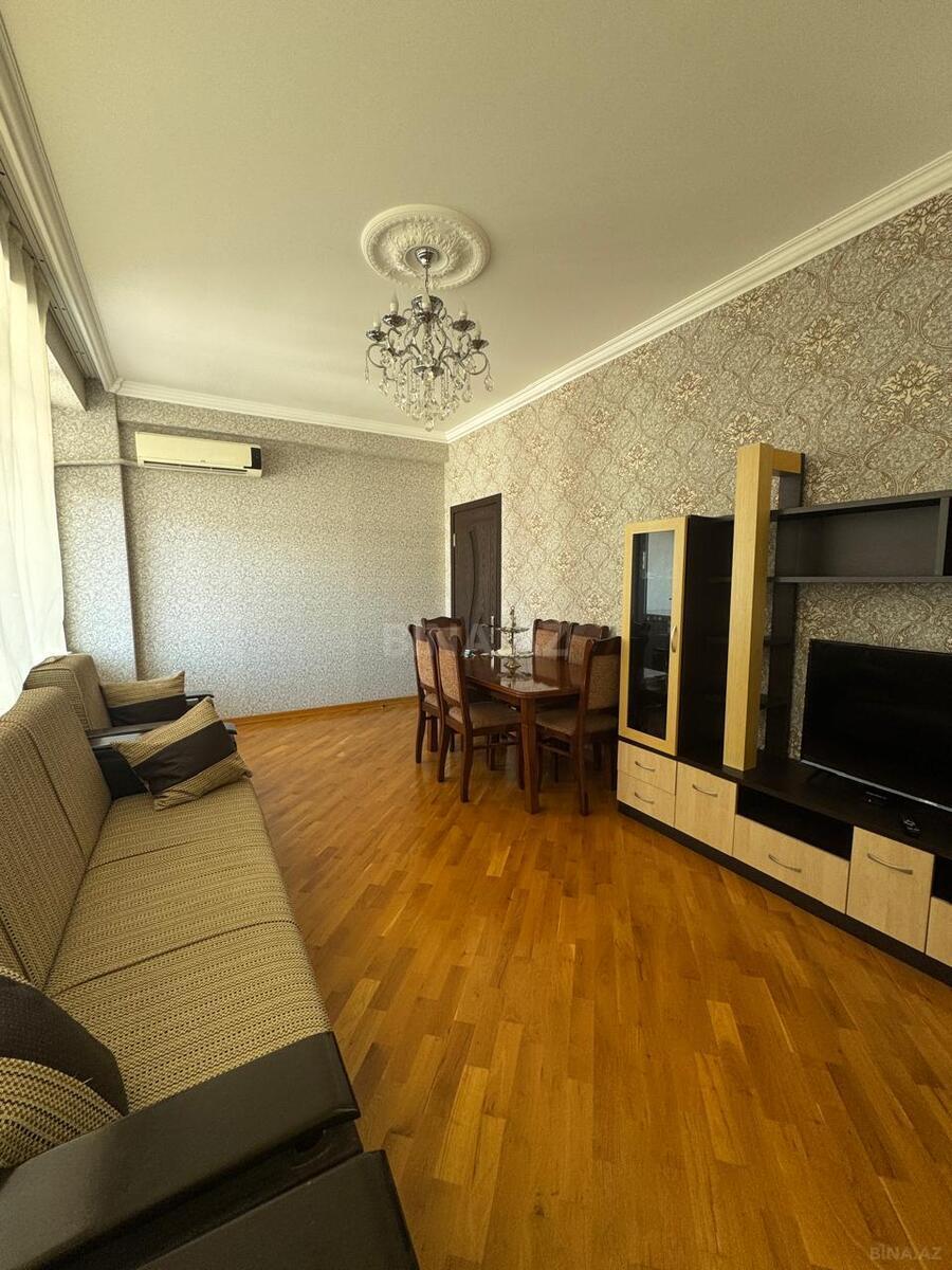 3 otaqlı Yeni tikili, Qara Qarayev m., Bakı