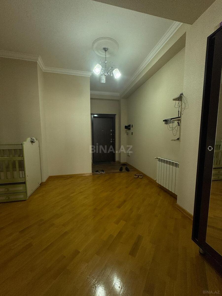 3 otaqlı Yeni tikili, Qara Qarayev m., Bakı