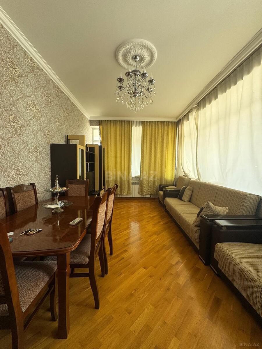 3 otaqlı Yeni tikili, Qara Qarayev m., Bakı