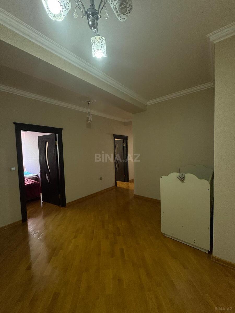 3 otaqlı Yeni tikili, Qara Qarayev m., Bakı