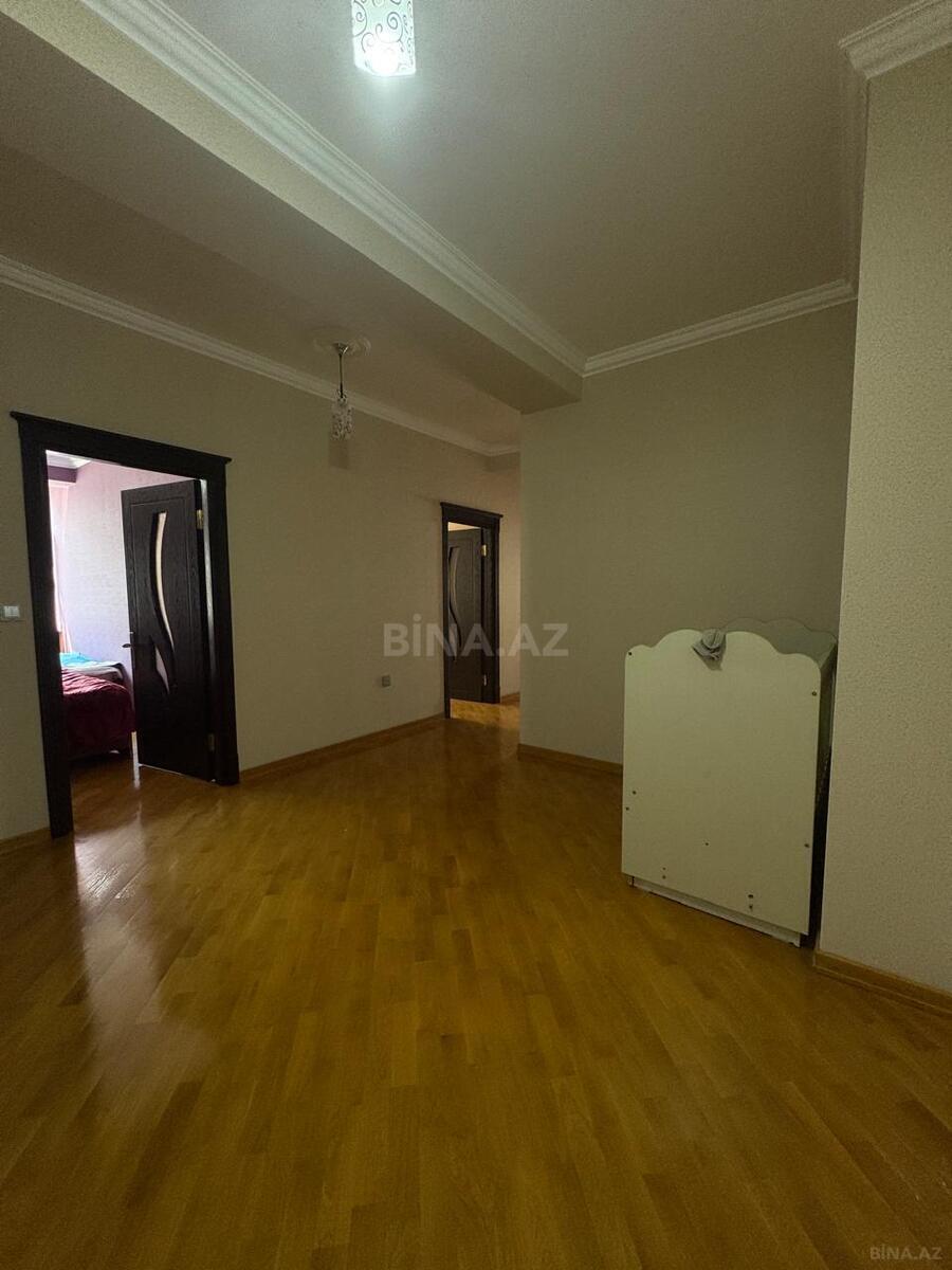 3 otaqlı Yeni tikili, Qara Qarayev m., Bakı