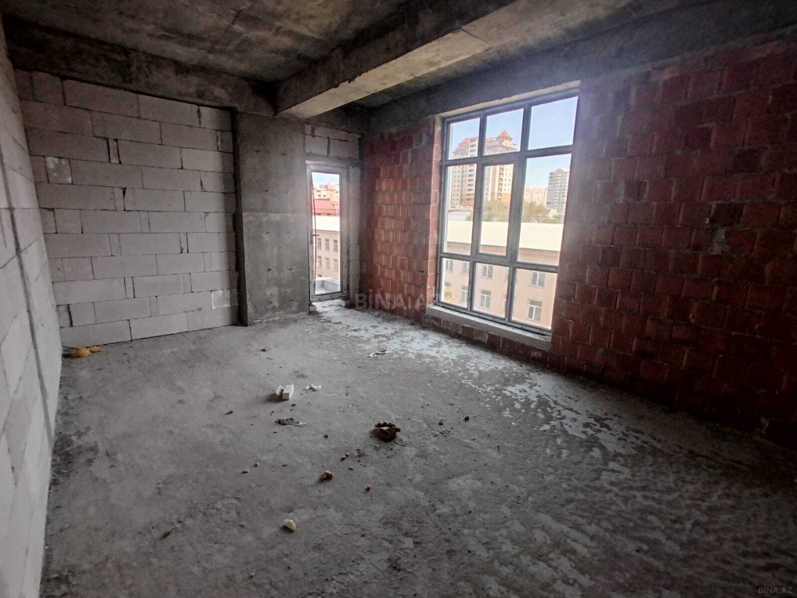 4 otaqlı Yeni tikili, Qara Qarayev m., Bakı