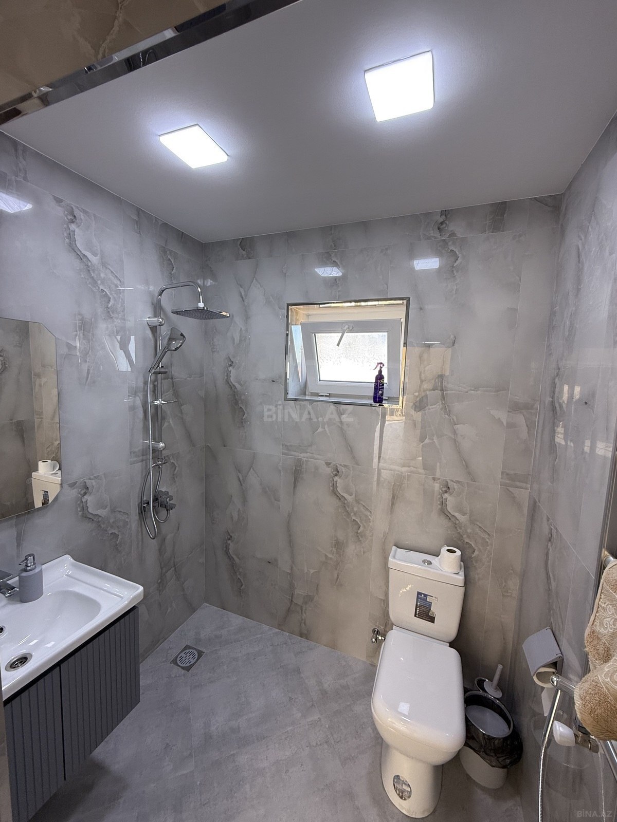 7 otaqlı Həyət evi/Bağ evi, Qusar