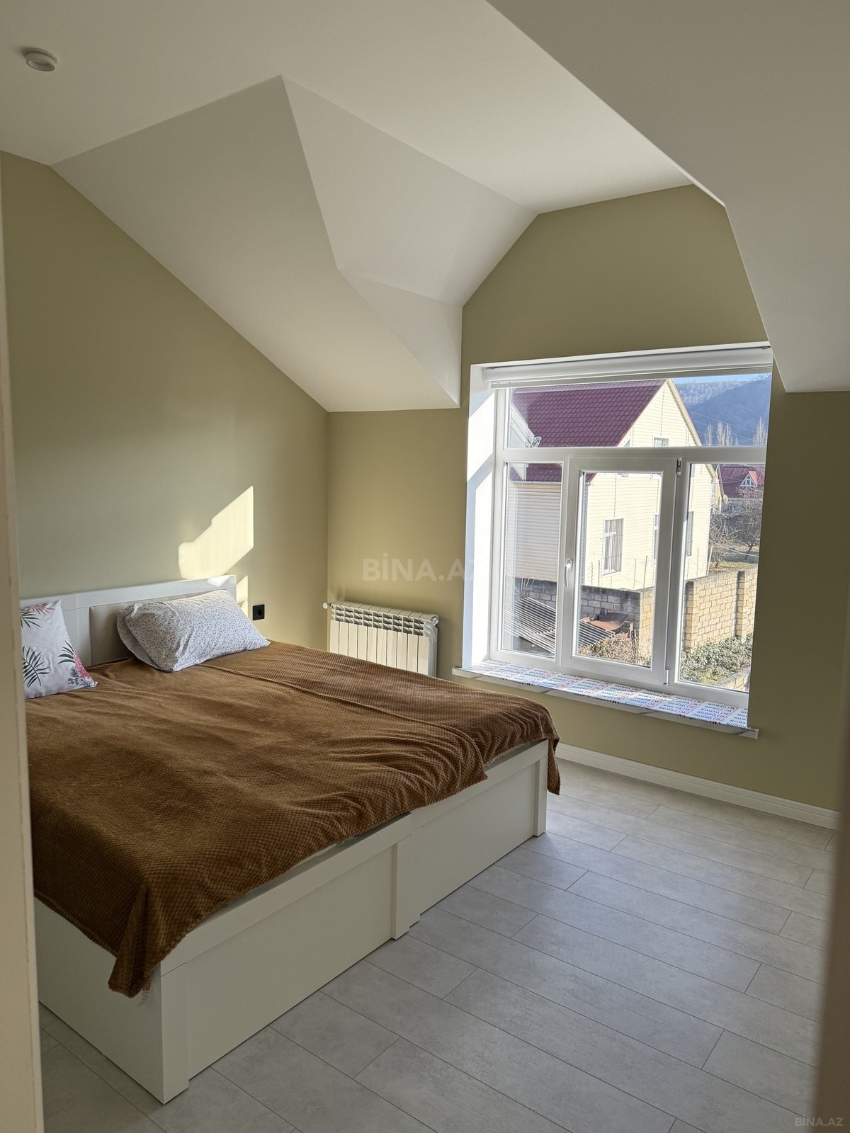 7 otaqlı Həyət evi/Bağ evi, Qusar