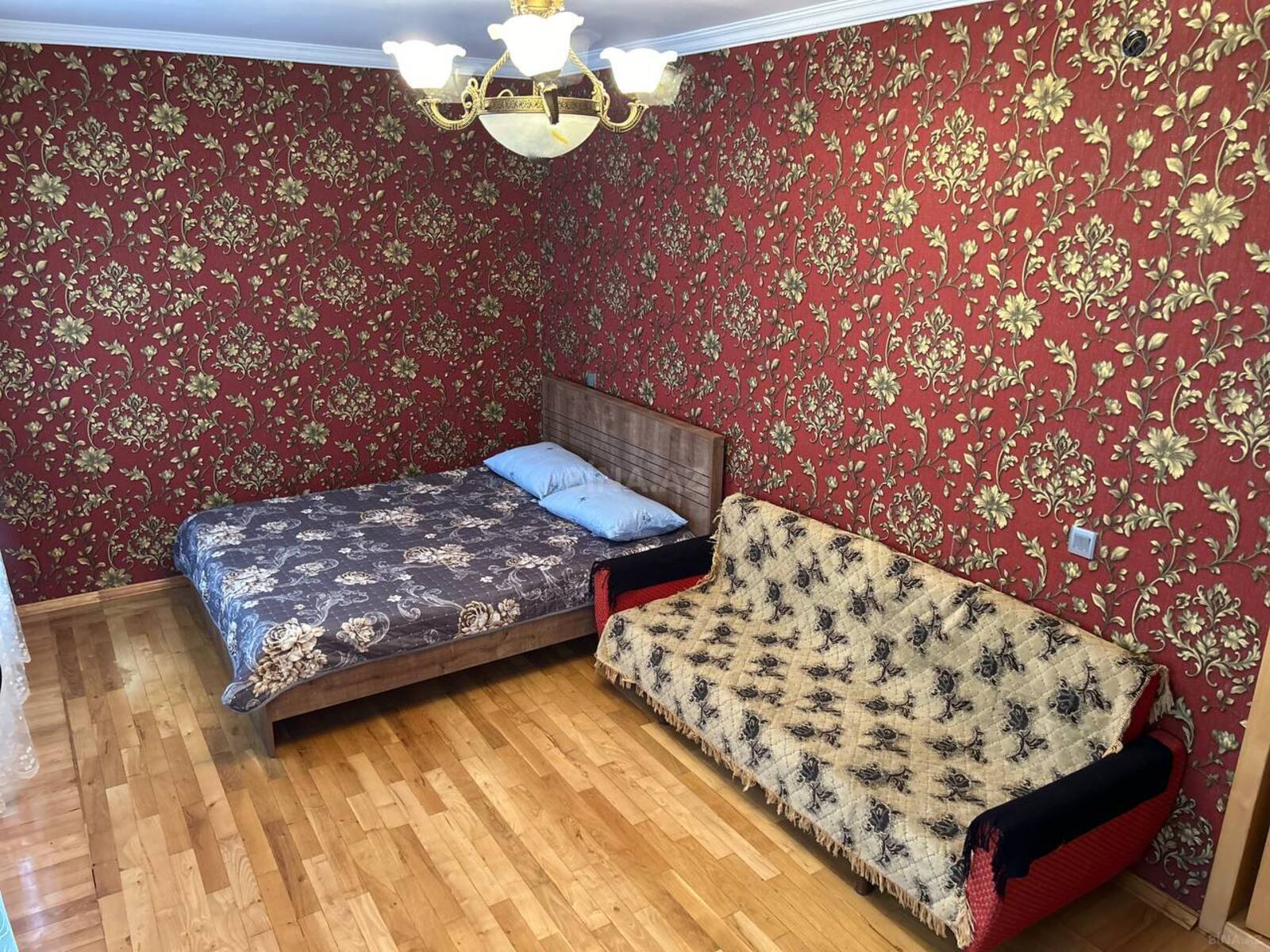 3 otaqlı Həyət evi/Bağ evi, Qax