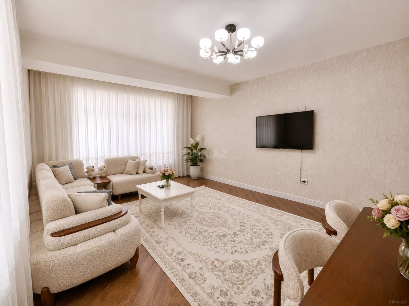 3 otaqlı Yeni tikili, 28 May m., Bakı