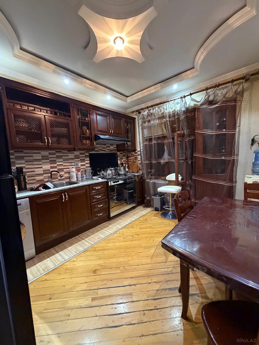 5 otaqlı Köhnə tikili, Azadlıq Prospekti m., Bakı