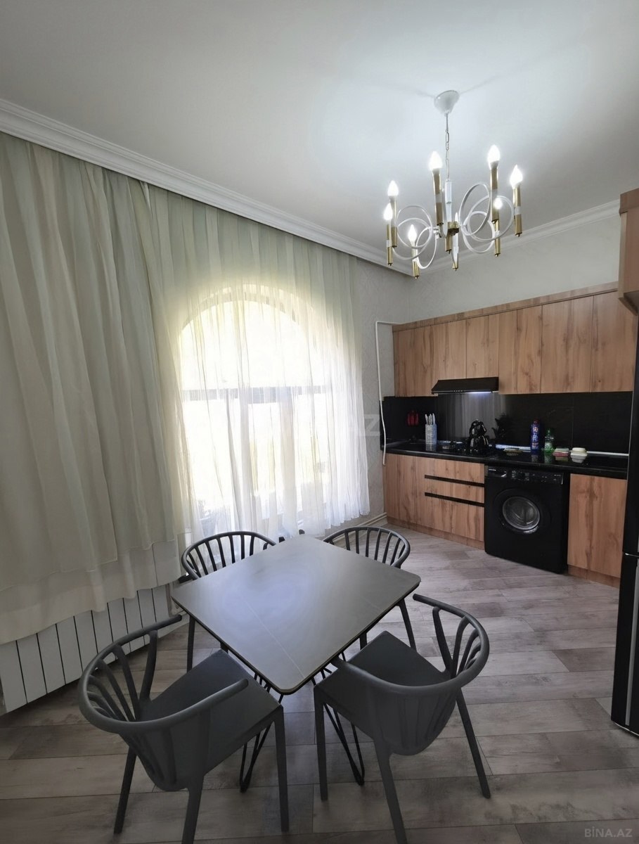 4 otaqlı Həyət evi/Bağ evi, Qax