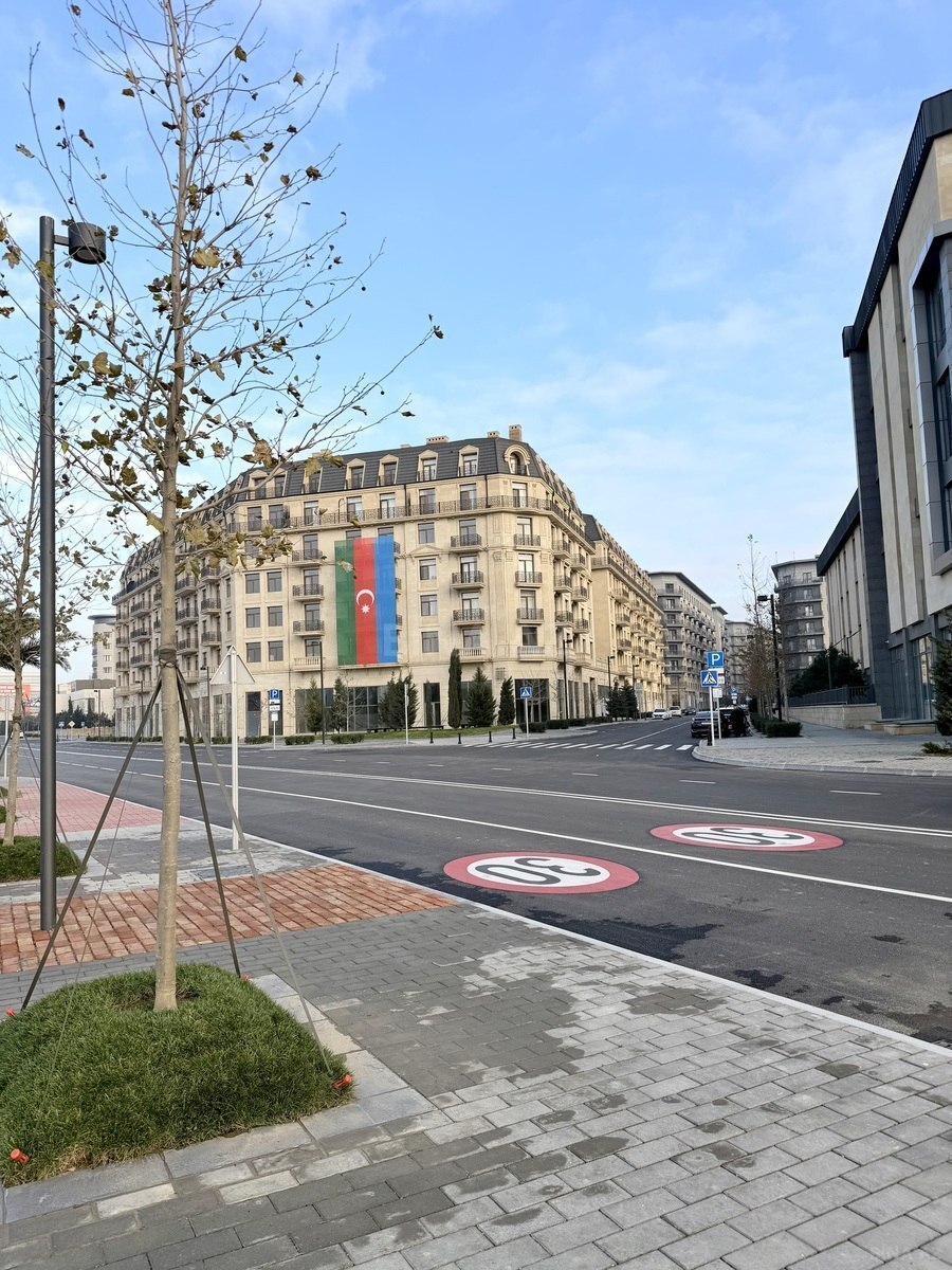 4 otaqlı mənzil satılır, Ağ şəhər, Bakı