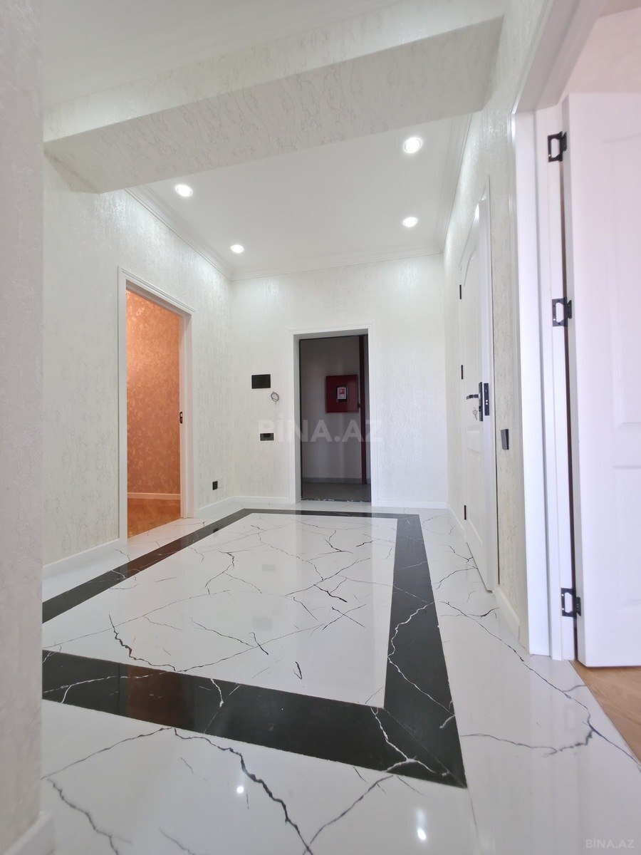 3 otaqlı Yeni tikili, Bakıxanov q., Bakı