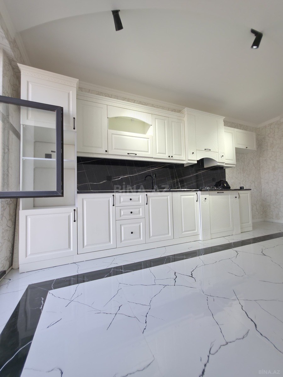 3 otaqlı Yeni tikili, Bakıxanov q., Bakı