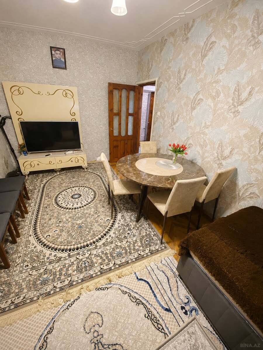 2 otaqlı Köhnə tikili, Xalqlar Dostluğu m., Bakı