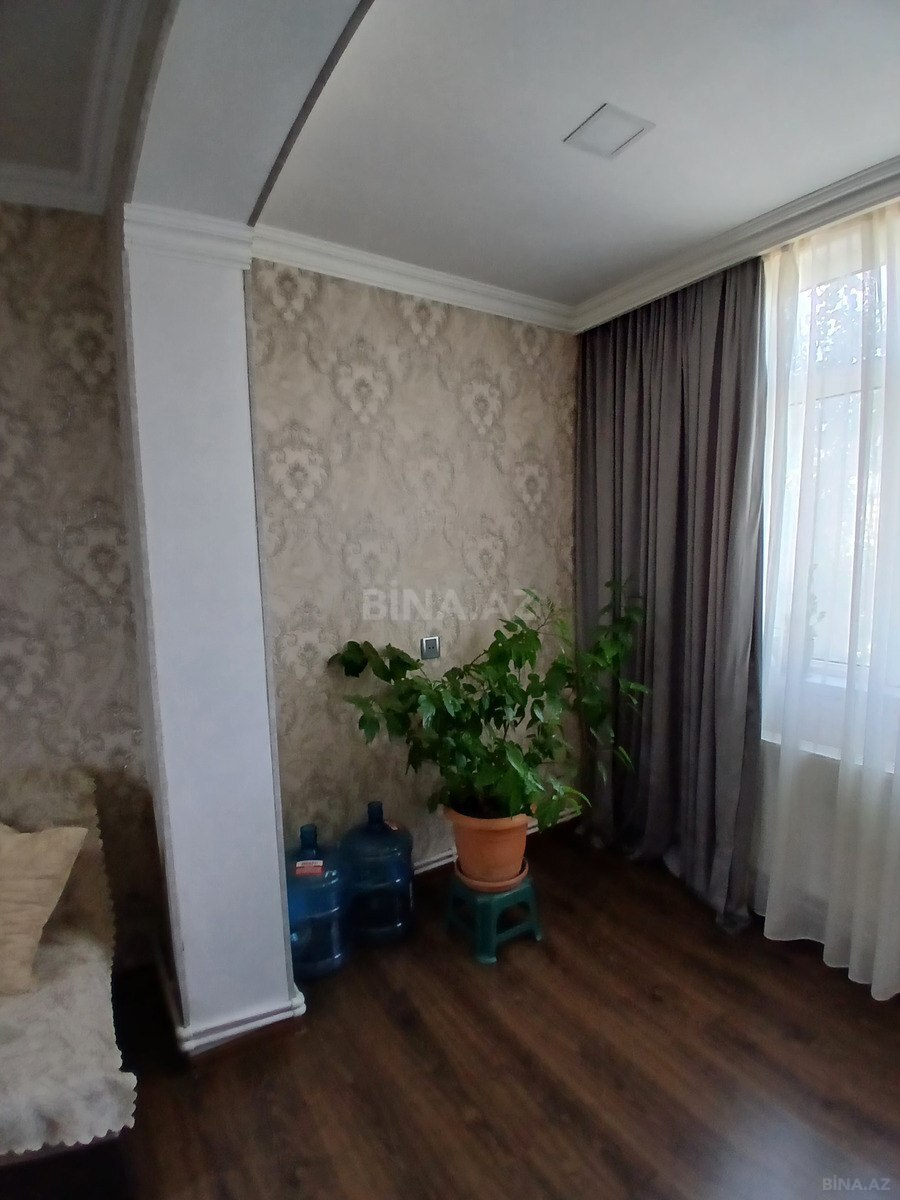 3 otaqlı Köhnə tikili, Xırdalan