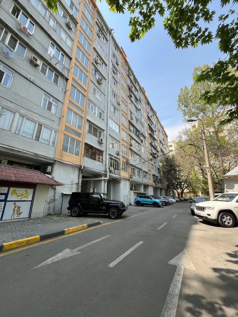 2 otaqlı Köhnə tikili, Gənclik m., Bakı