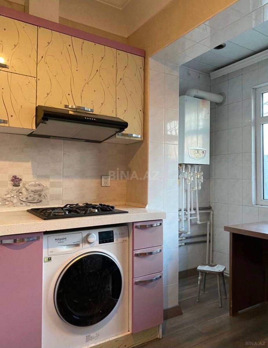 2 otaqlı Köhnə tikili, Xalqlar Dostluğu m., Bakı