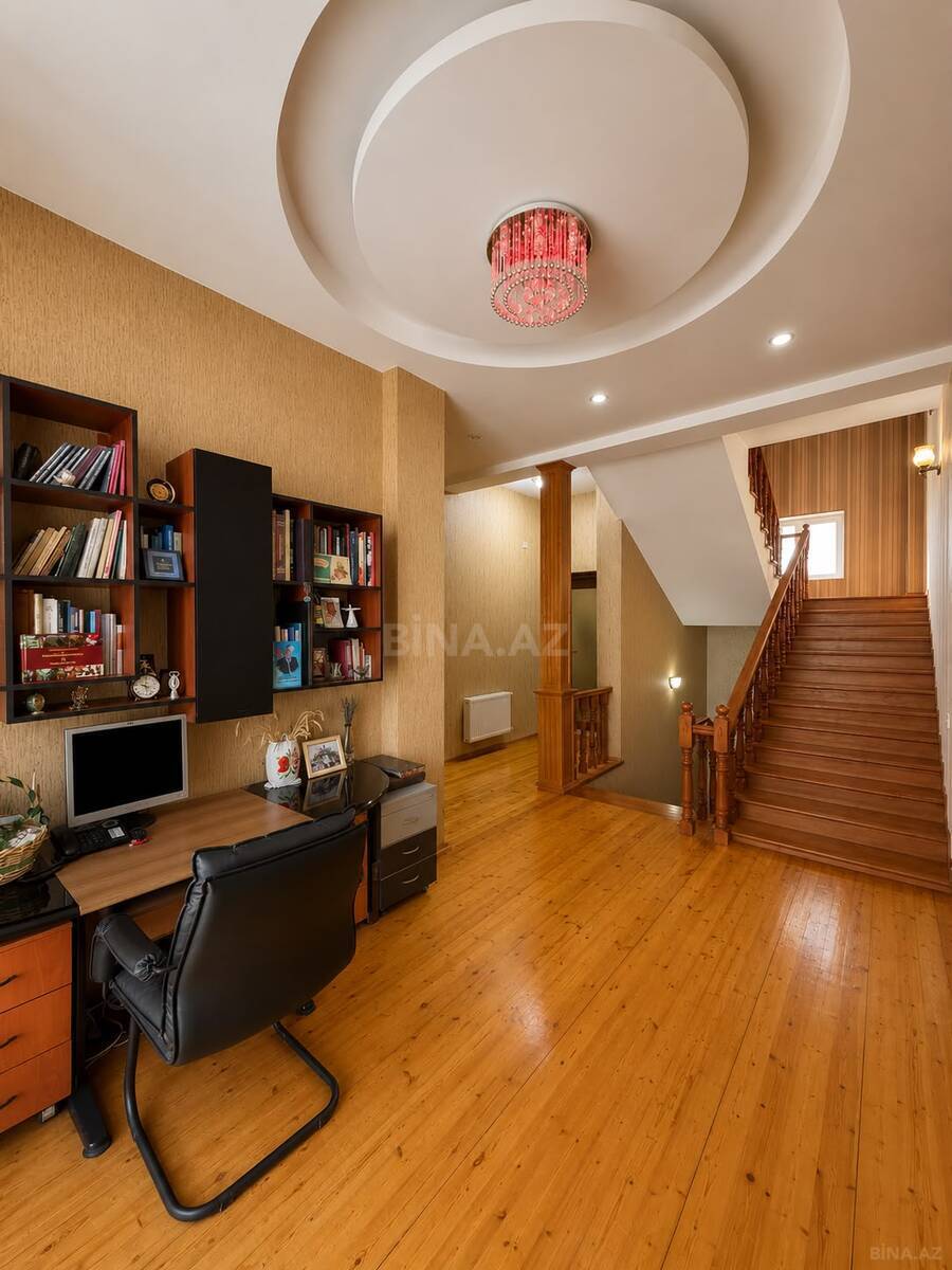 7 otaqlı Həyət evi/Bağ evi, Şüvəlan q., Bakı