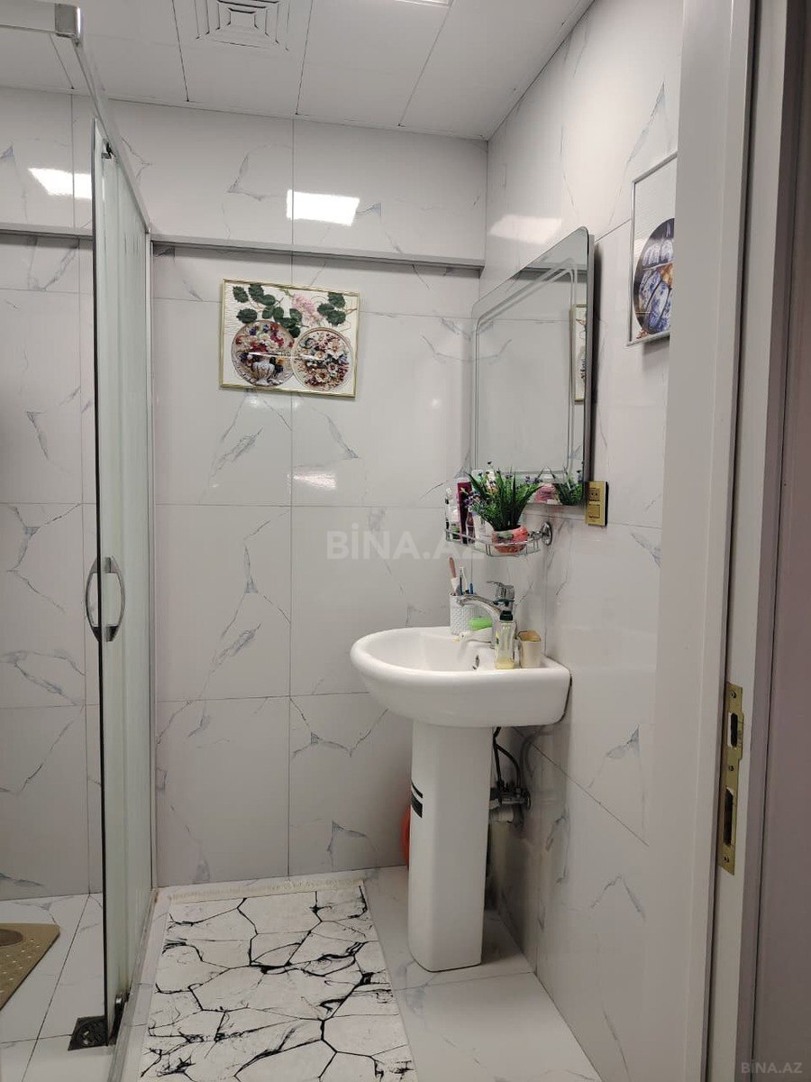 3 otaqlı Köhnə tikili, İnşaatçılar m., Bakı