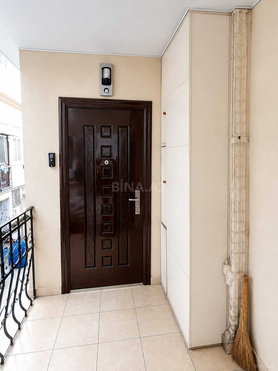 3 otaqlı Köhnə tikili, Sahil m., Bakı